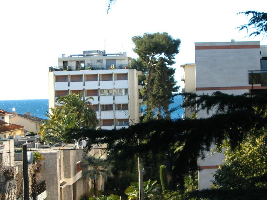 Holiday Or Congress, Centre - Beach Канны Экстерьер фото